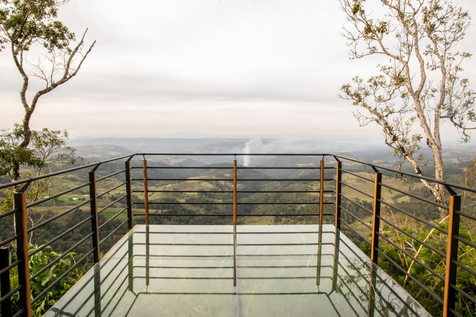 Caminho Das Nuvens - Cabanas De Montanha Bom Retiro  Eksteriør billede